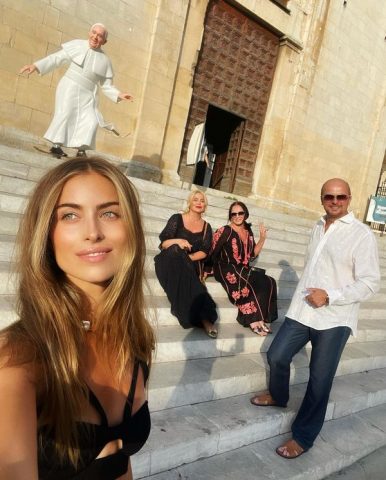 Внучка Софии Ротару показала трогательный семейный снимок из Италии (ФОТО)