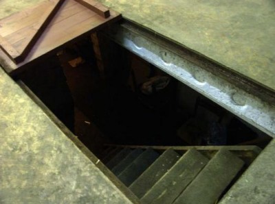 В Запорожье 10-летний мальчик травмировал позвоночник, упав в подвал (ФОТО)