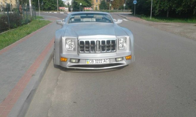 Житель Чернигова модернизировал джип: теперь это кабриолет (ФОТО)
