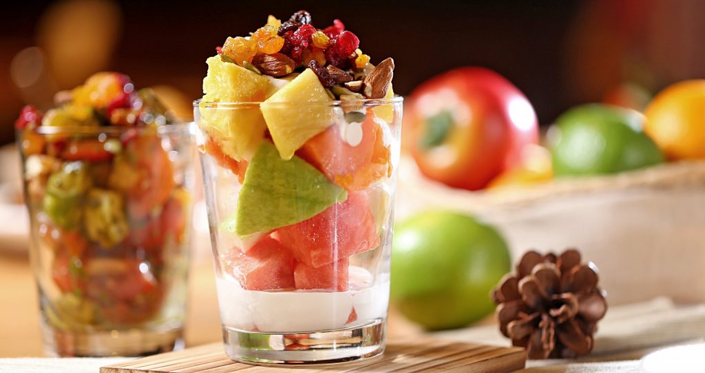 Врачи описали вред для здоровья от фруктовых диет