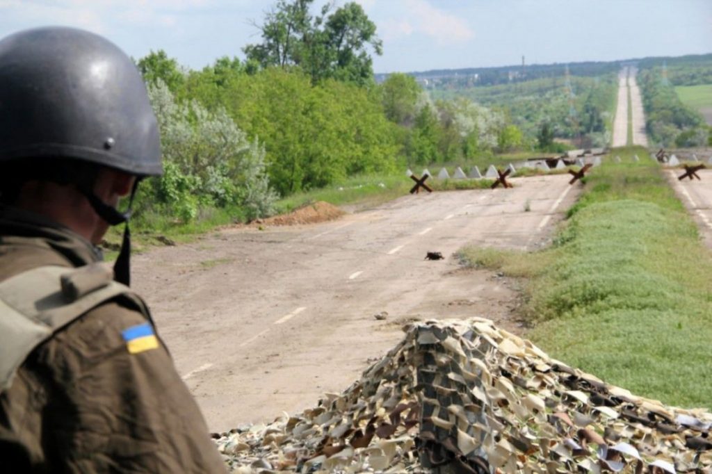 За день на Донбассе 2 раза нарушили режим прекращения огня