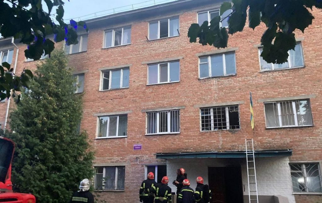 Пожар в общежитии Уманского университета: семеро пострадавших