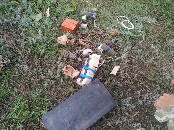 У запорожского курорта нашли схрон с боеприпасами (ФОТО)