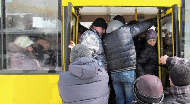 В Украине могут ввести огромные штрафы для пассажиров за отсутствие сертификата