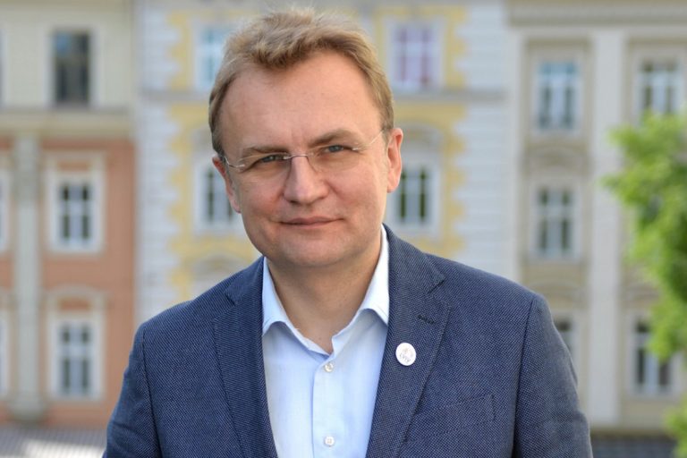Мэр Львова нецензурно выругался в ответ на просьбу одного из депутатов (ВИДЕО)
