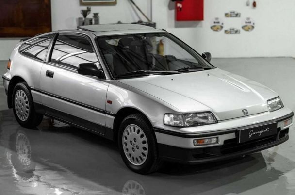 В Португалии выставили на продажу редкую Honda (ФОТО)