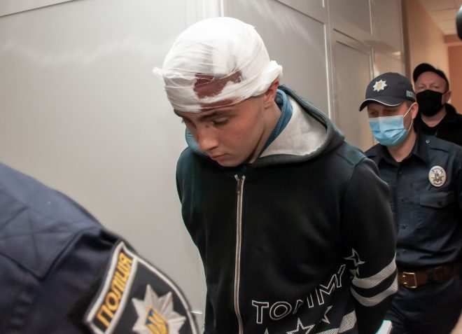 У «мажора»-виновника смертельного ДТП в Харькове не могут взять анализ крови