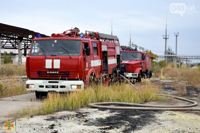 На Одесском НПЗ произошел пожар: горела сера (ФОТО)