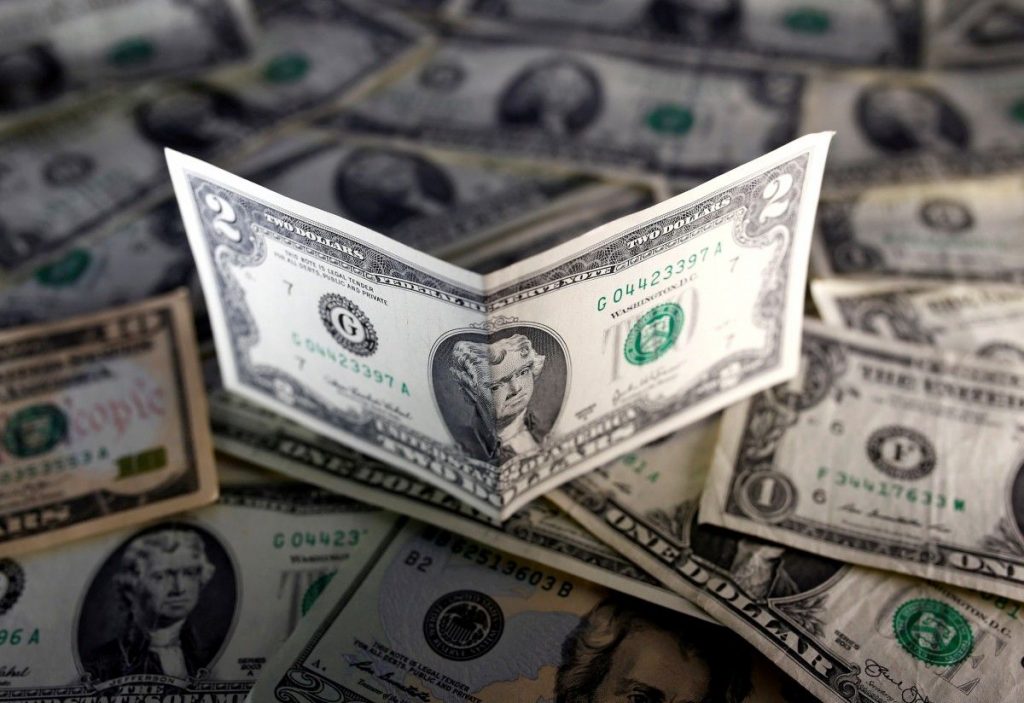 В НБУ дали ответ, почему курс наличного доллара растет