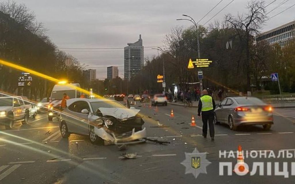 Смертельное ДТП в Киеве: иностранец на Hyundai въехал в Skoda (ФОТО) 