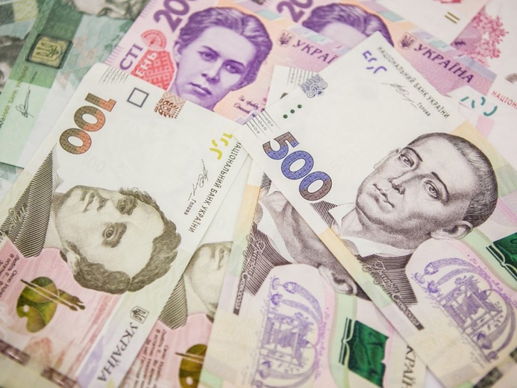 Новый исторический максимум: НБУ установил официальный курс доллара на 4 июля