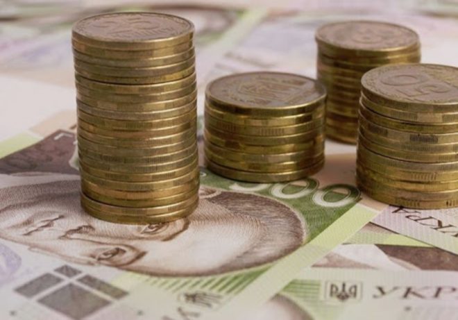 Экономист разъяснил, какие соцвыплаты не «отвяжут» от прожиточного минимума