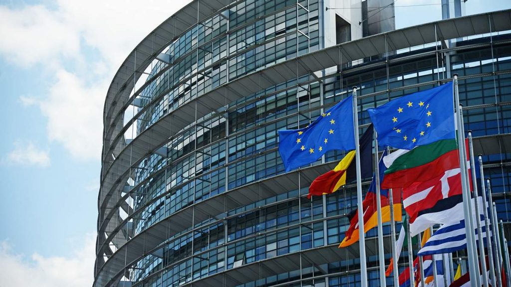 Европарламент подал в Европейский суд на Еврокомиссию: подробности