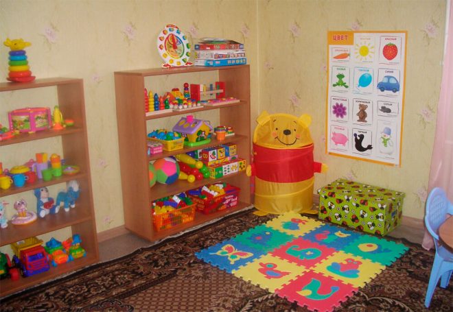 Под Киевом воспитатели частного детского сада потеряли ребенка: 2-летнего малыша нашел прохожий