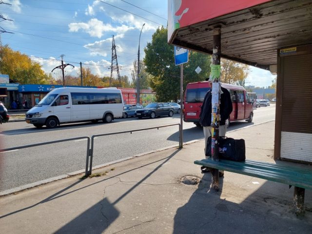 В Николаеве пассажир в троллейбусе избил контролеров (ФОТО) 