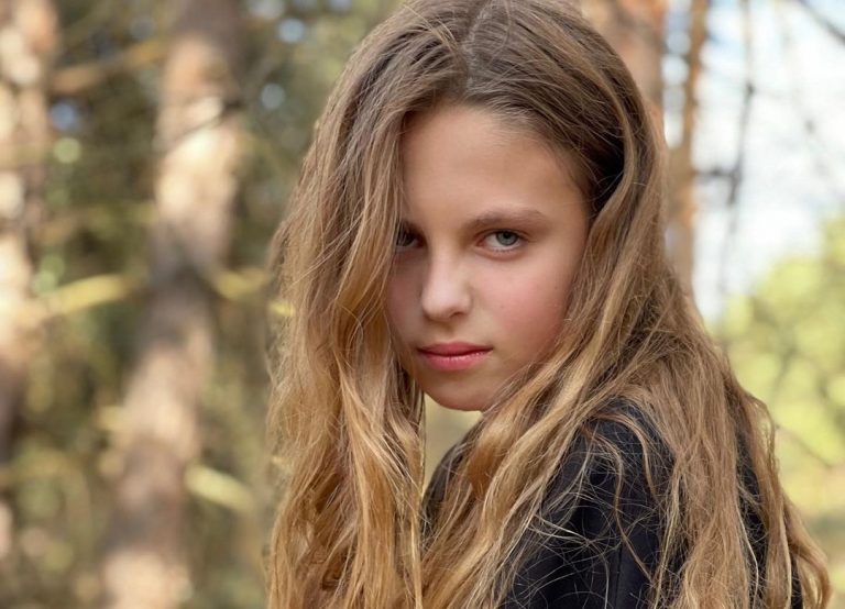 Первый юбилей: Полякова показала редкие снимки младшей дочери (ФОТО)