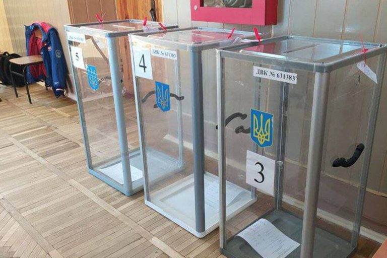 Опубликованы экзит-поллы на выборах мэра Харькова (ФОТО)
