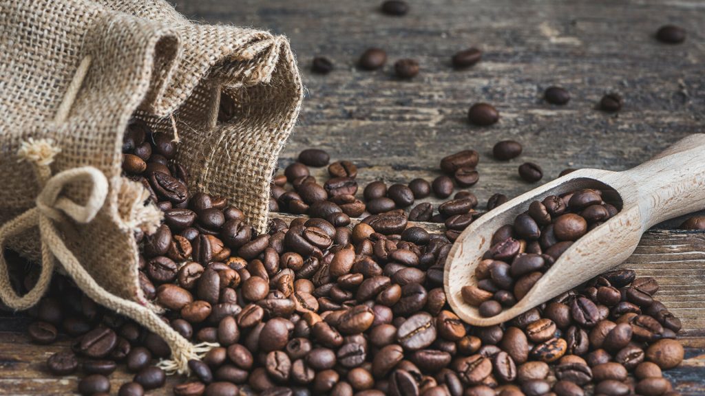 Исследование: употребление кофе снижает риск болезни Альцгеймера