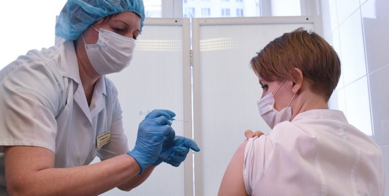 В Украине стартовала анонимная вакцинация