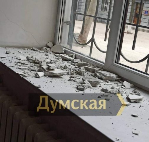 В Одессе во время лекции в университете Мечникова начали разрушаться стены (ФОТО)