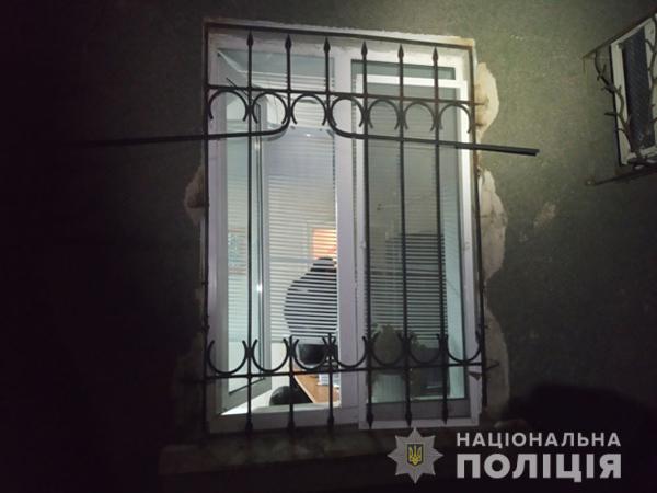 В Запорожье похитили сейф с 570 тысячами гривен: злоумышленники задержаны (ФОТО)