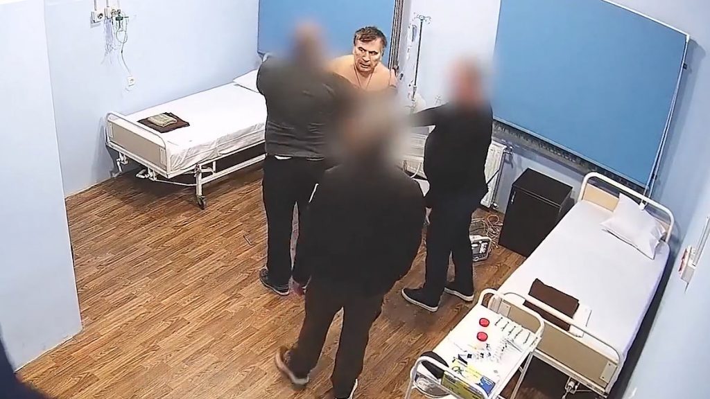 Власти Грузии опубликовал ролик с Саакашвили в тюремной больнице (ФОТО, ВИДЕО)