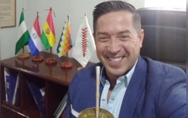 Из-за шутки в TikTok боливийский дипломат лишился работы (ФОТО)