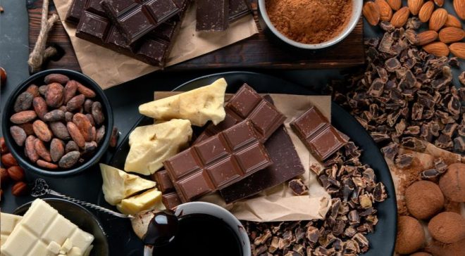 Калий, натрий, фитостероны: Эндокринолог рассказал о пользе шоколада