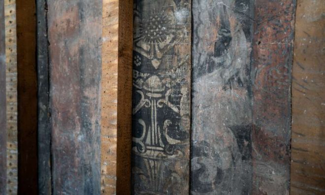 В Англии нашли под штукатуркой фрески эпохи Тюдоров (ФОТО)