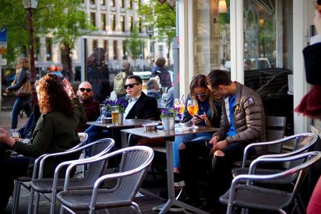В Амстердаме хотят запретить туристам посещать кафе с каннабисом