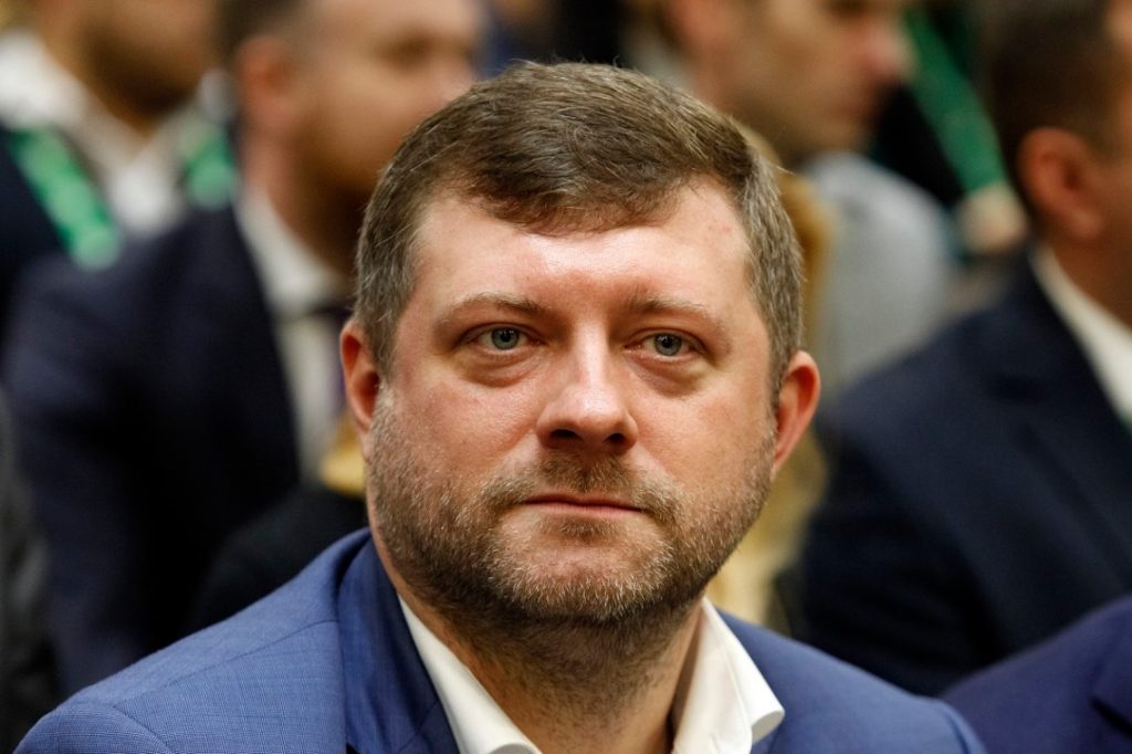 Корниенко сложит полномочия главы «Слуги народа»: что известно