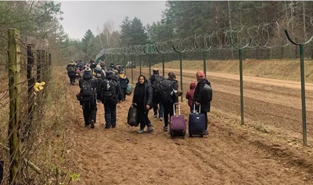 ВОЗ доставила первую гумпомощь мигрантам на польской границе