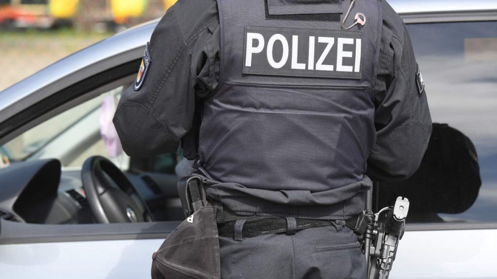 В Германии неизвестные расстреляли полицейских