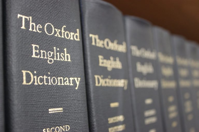 Оксфордский словарь английского языка выбрал слово 2021 года