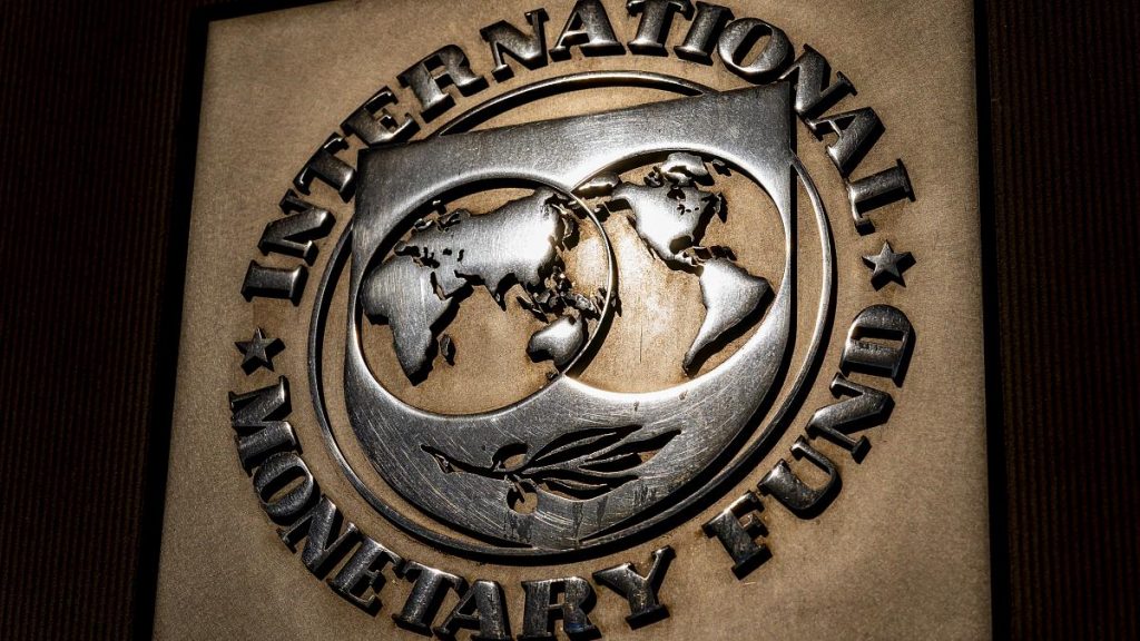 МВФ: штамм «Омикрон» может снизить темпы восстановления глобальной экономики