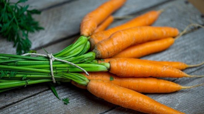 Диетолог объяснила, при каких заболеваниях нельзя есть морковь