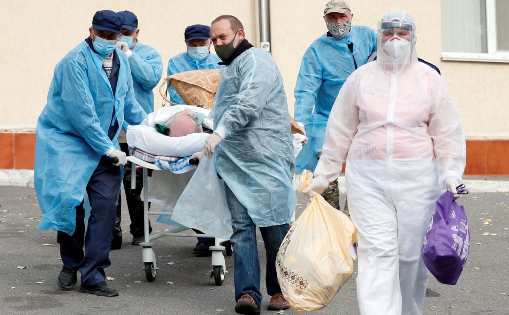 В Украине коронавирусом за сутки заболели более 6 тысяч человек