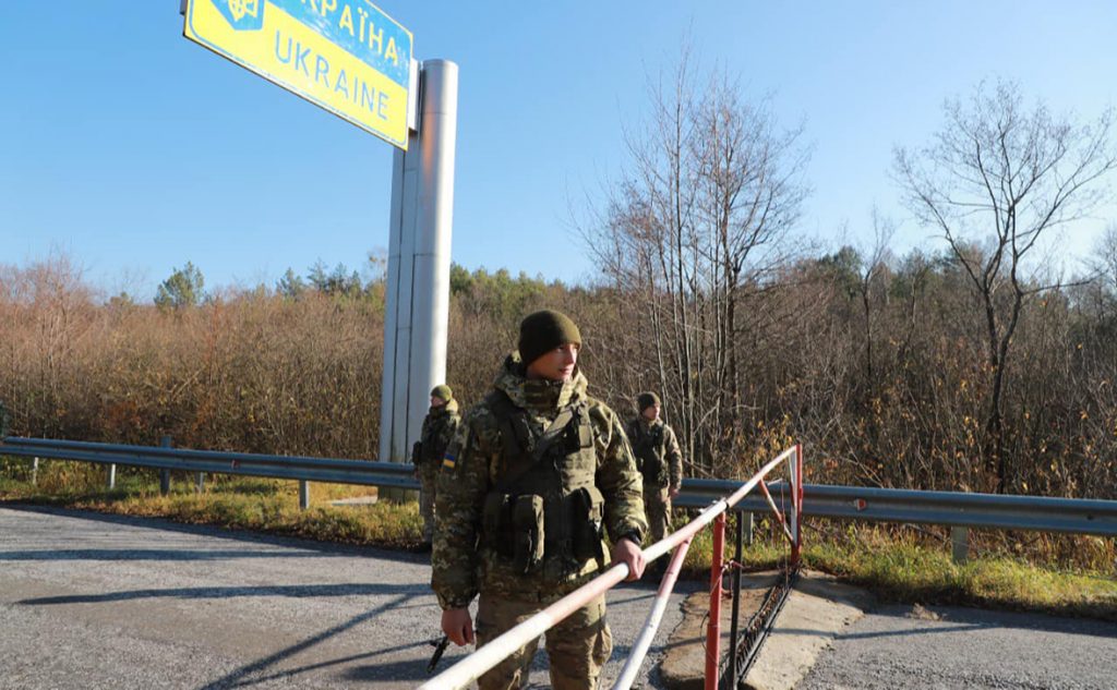 Украина приступает к обустройству границы &#8212; Зеленский