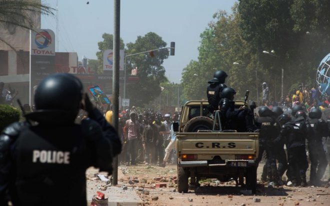 В Буркина-Фасо погибли более 40 человек, правительство объявило двухдневный траур (ФОТО)