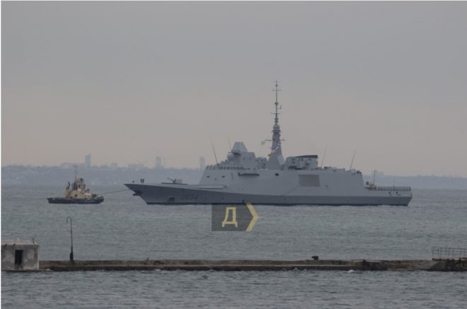 Французский фрегат зашел в одесский порт (ФОТО)