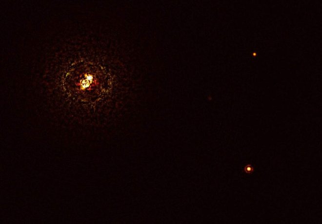 Телескоп сфотографировал необычную экзопланету (ФОТО)