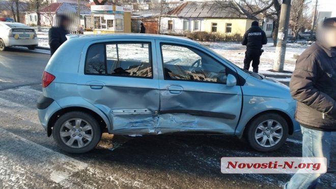 В Николаеве на перекрестке водитель Hyundai не пропустил Fiat (ФОТО)