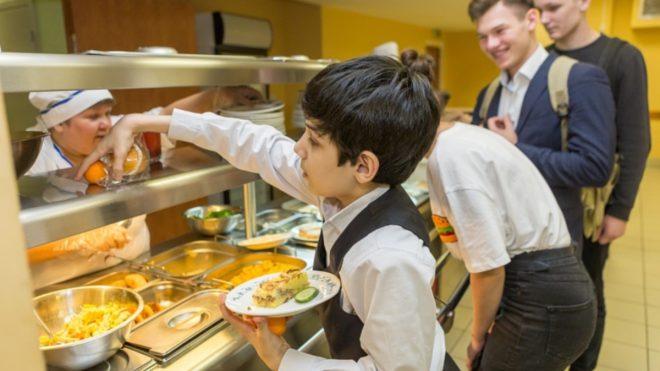 В январе украинские школы перейдут на новые стандарты питания