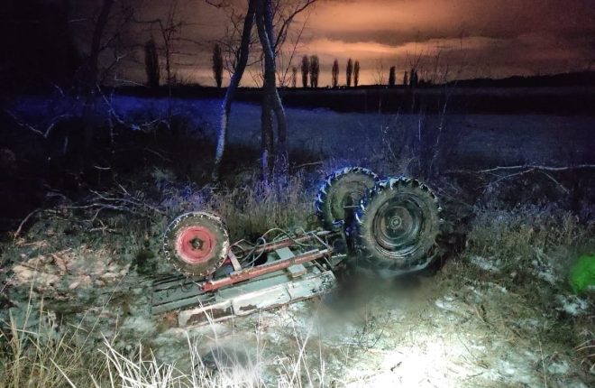 Под Киевом трактор попал в смертельное ДТП (ФОТО)