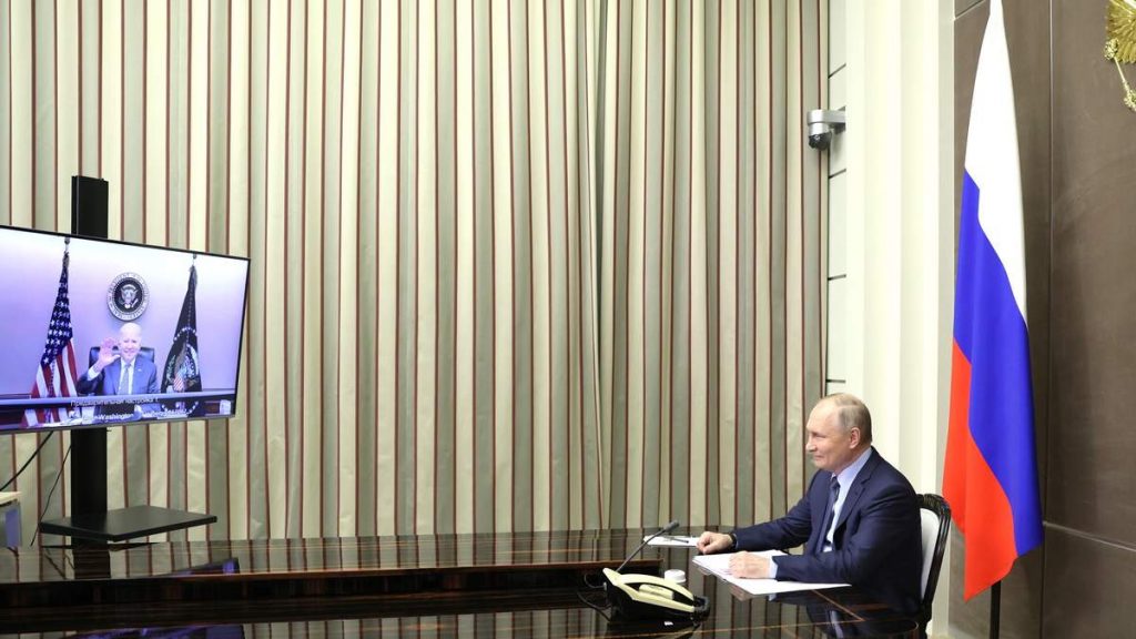 В Белом доме рассказали об итогах переговоров Байдена и Путина &#8212; СМИ