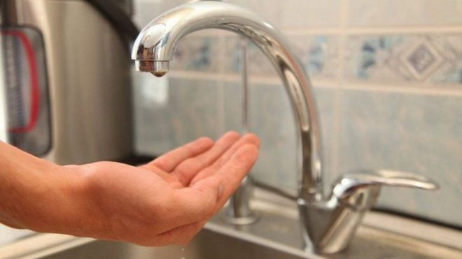Из-за аварии в Житомире приостановили подачу воды в дома