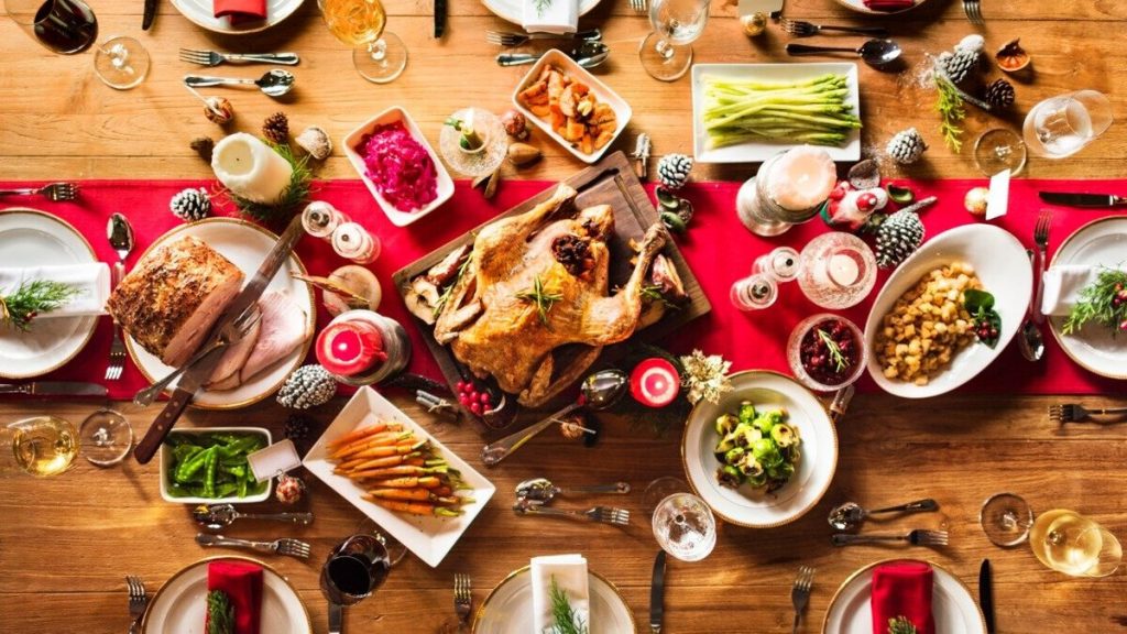 Эксперты рассказали, сколько можно хранить новогодние блюда после праздника
