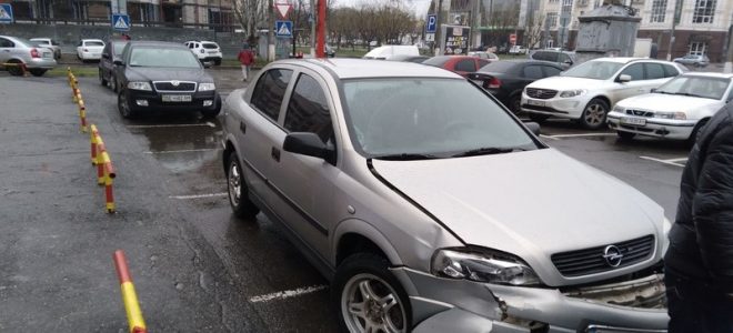 В Николаеве Opel не пропустил Lexus (ФОТО)