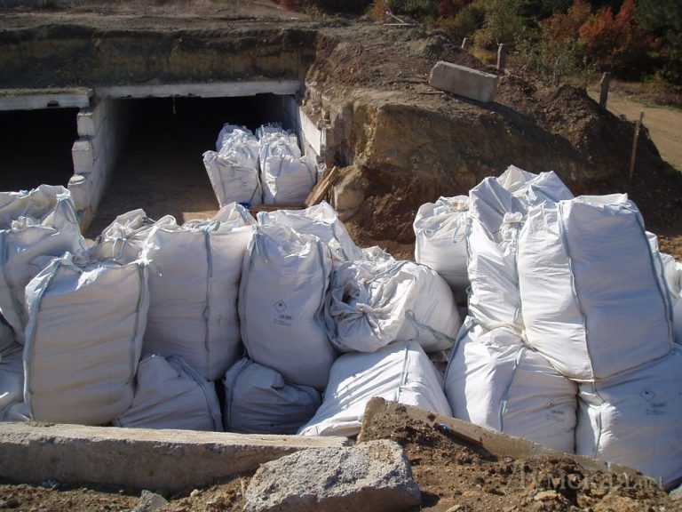 Экологическая «бомба» из 150 тонн ядохимикатов угрожает Одесской области