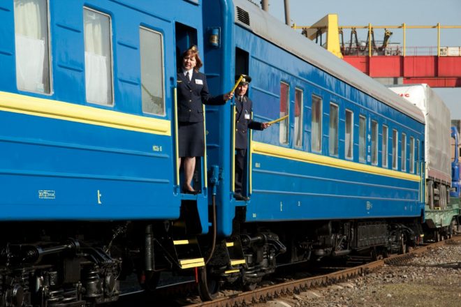 Назначены дополнительные поезда из Львова в Перемышль